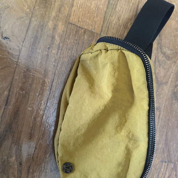 Cotopaxi Lululemon Multicolor Fanny pack hip pack - Picture 4 of 8